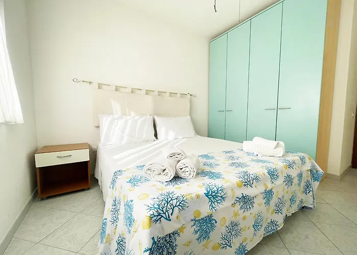 Laureliving Holiday Home Supramare 公寓 马达莱纳
